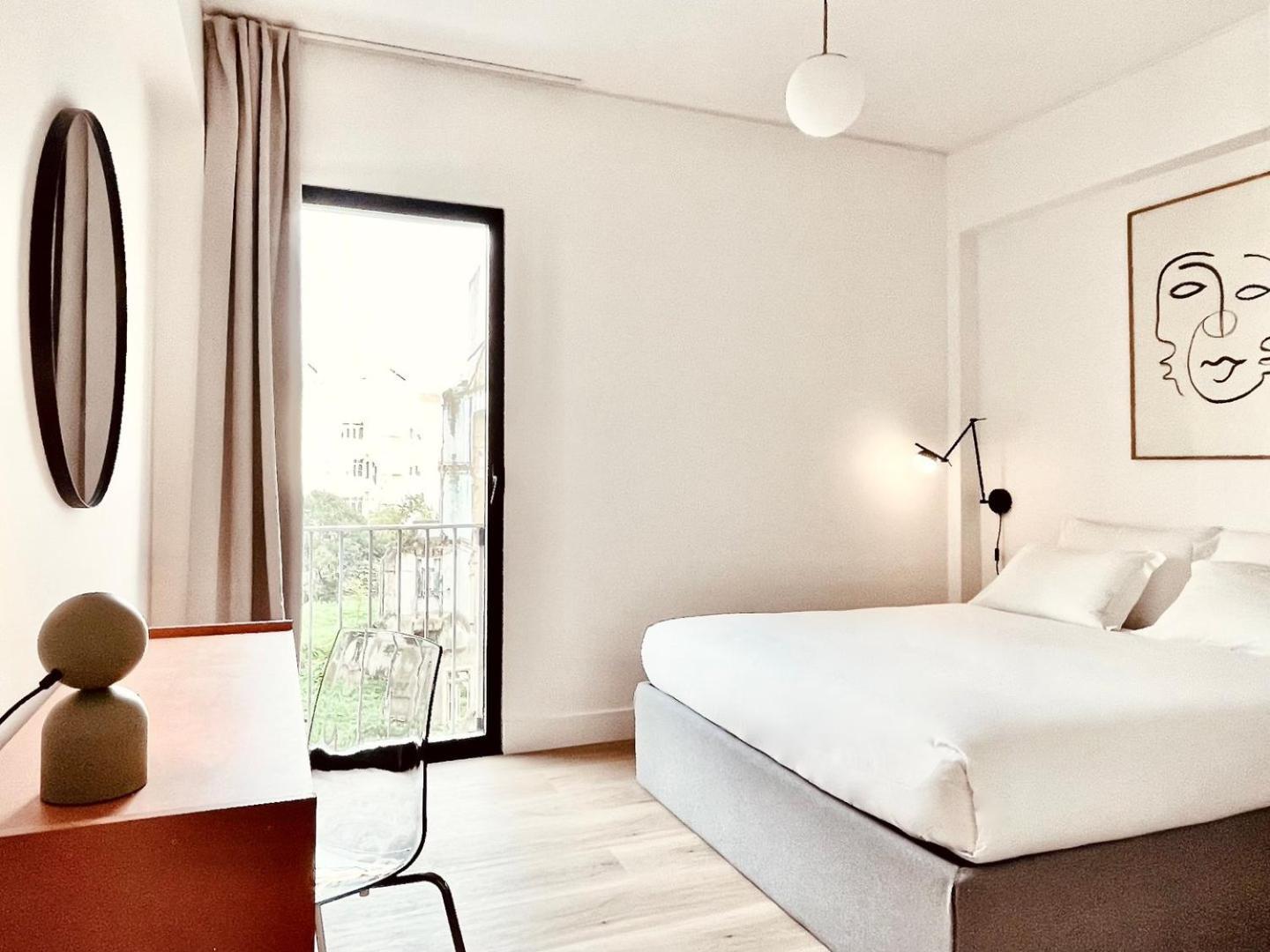 New 2br Fancy Luminous W/ Ac | By Airnest Apartment